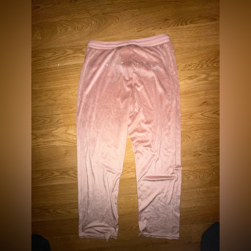 Juicy Couture Blush Pink or a light brown Velour Sleepwear Pants 👑